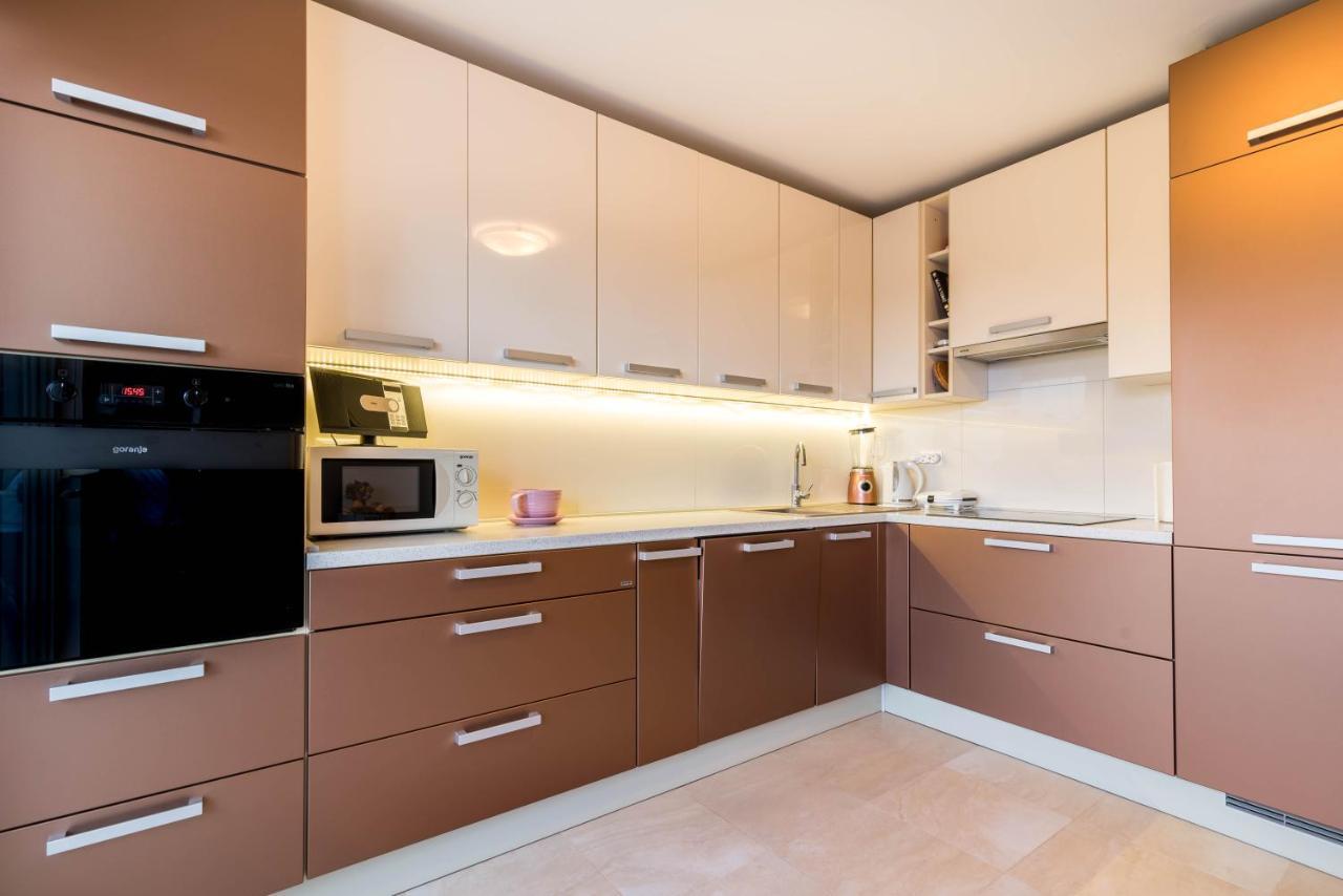 Apartment Jan 2+2 With Balcony بولا المظهر الخارجي الصورة
